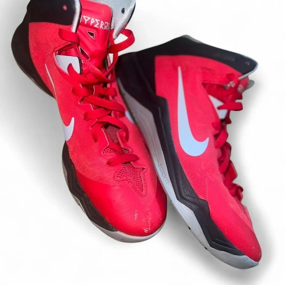 Nike Zoom Hyperquickness Men's Size 12 Red Black Basketball Shoes 599519-602